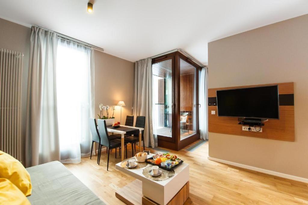 Deluxe Apartments Free Parking Warszawa Zewnętrze zdjęcie